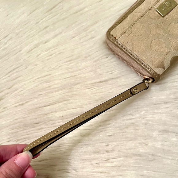Coach Op Art Wallet/Wristlet - Picture 5 of 7